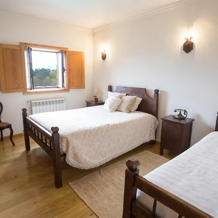 Casa De Padreiro By Geres Casas Feriehus *