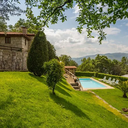 Сasa de vacaciones Casa De Padreiro By Geres Casas