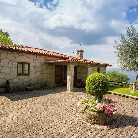 Сasa de vacaciones Casa De Padreiro By Geres Casas *