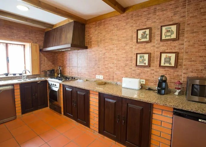 Casa de Férias Casa De Padreiro By Gerês Casas Caniçada